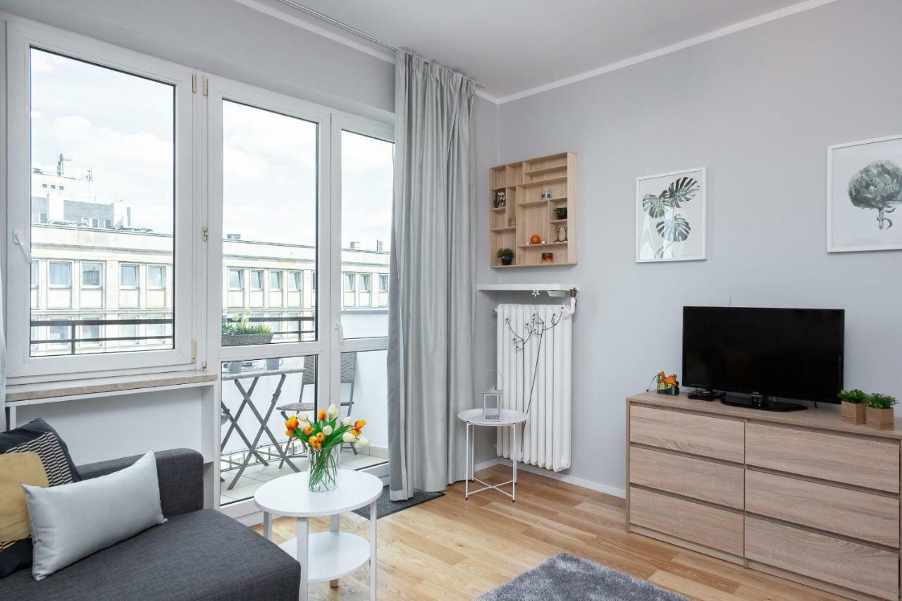 Apartments City Center By Noclegi Renters Варшава Екстер'єр фото